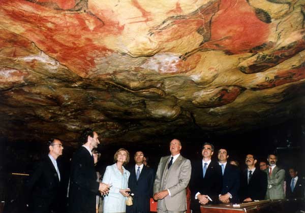 The cave of Altamira, populated by very sophisticated cavemen (and women)
